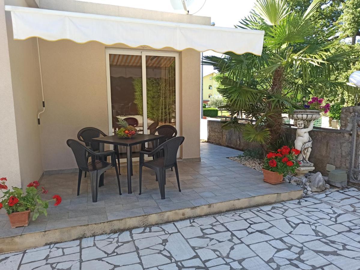Villa Rea Малинска Экстерьер фото