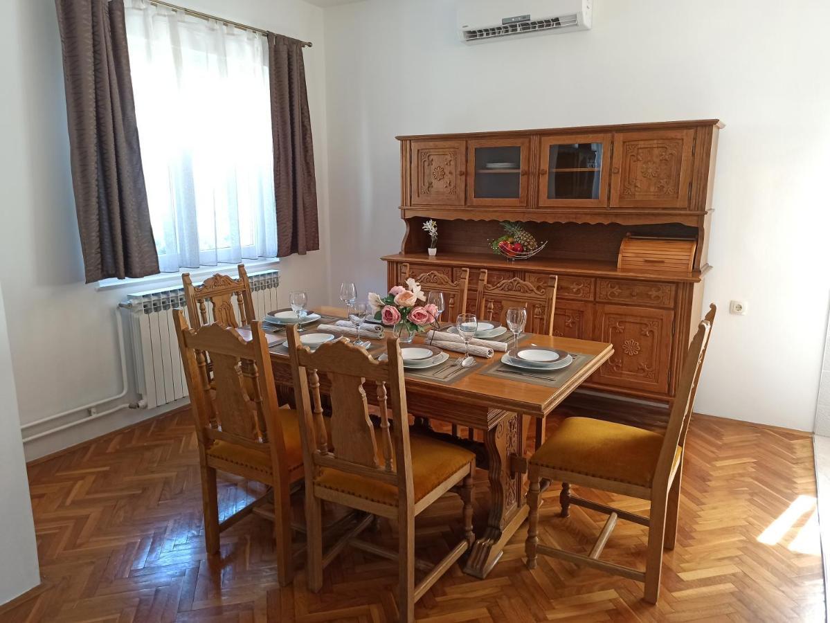 Villa Rea Малинска Экстерьер фото
