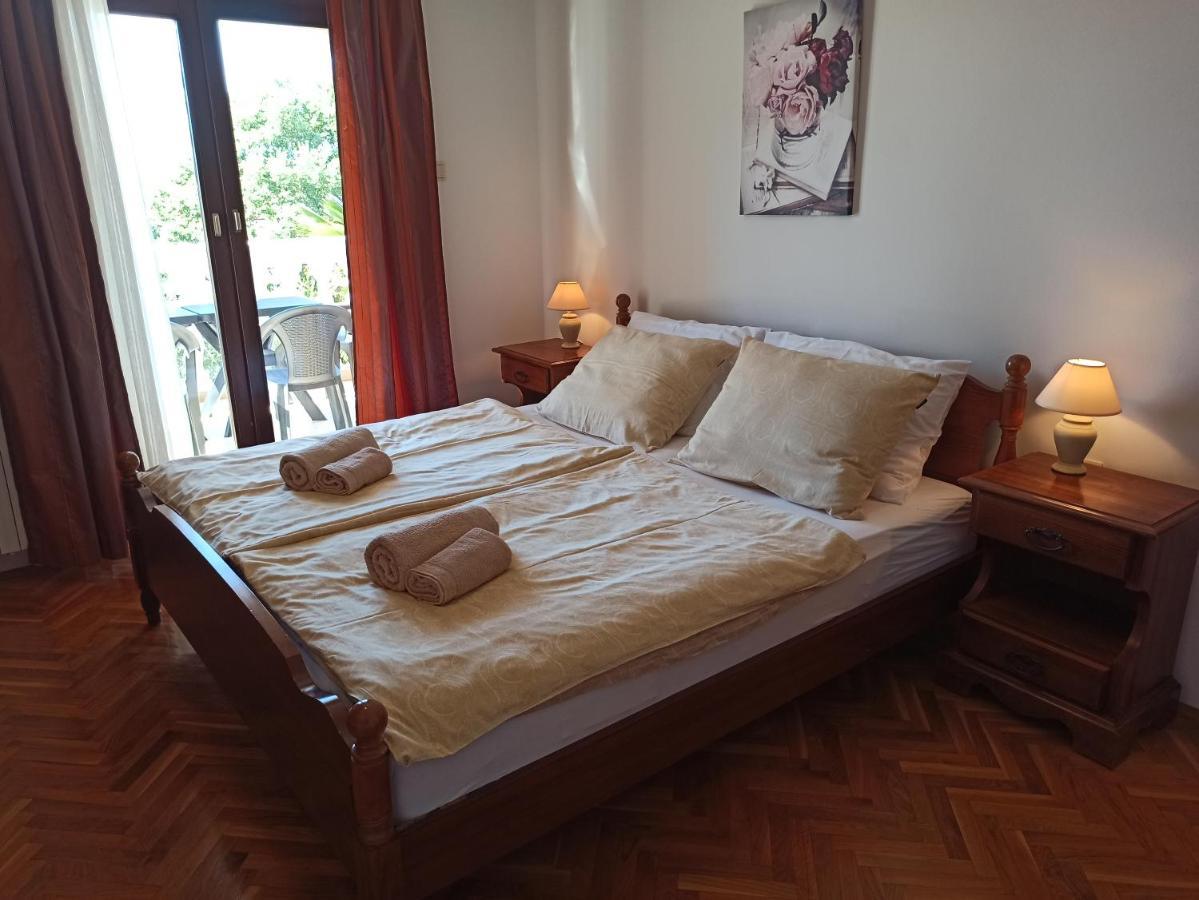 Villa Rea Малинска Экстерьер фото