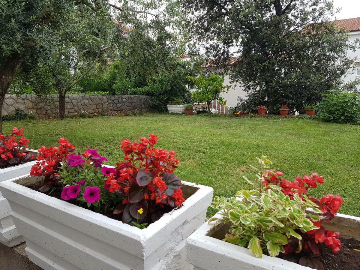 Villa Rea Малинска Экстерьер фото